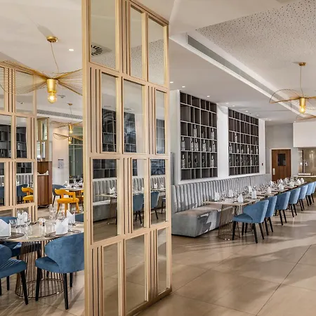 Nissiblu Hotel