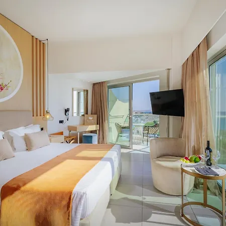 Nissiblu Hotel