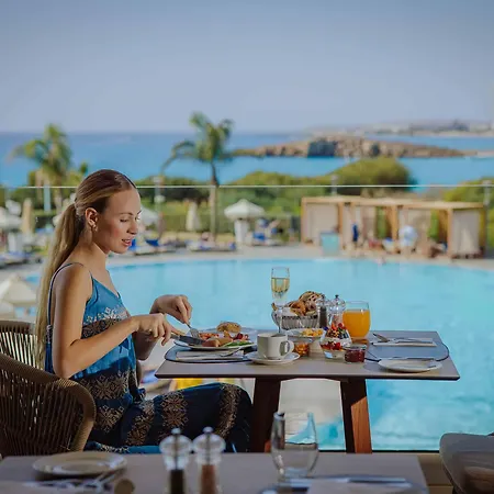 Hotel Nissiblu 5*