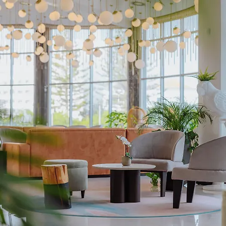 Nissiblu Hotel
