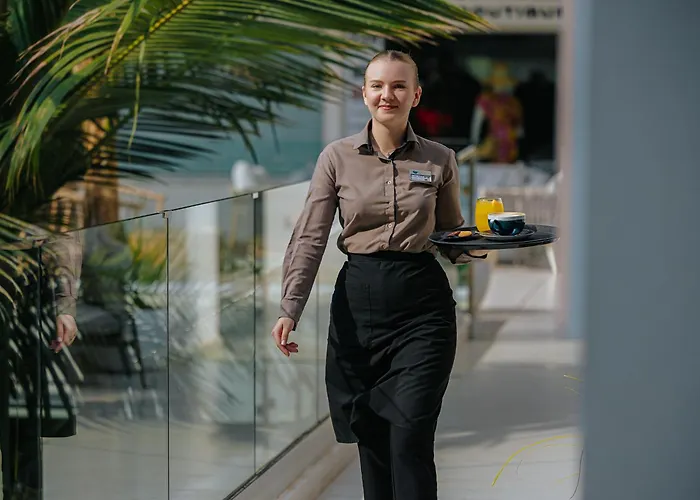 Отель Nissiblu 5*